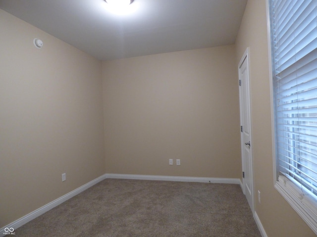 empty room with carpet