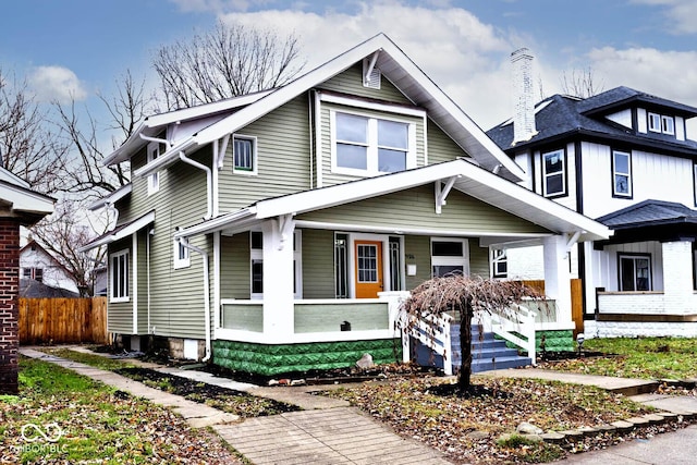 view of front of house featuring covered porch