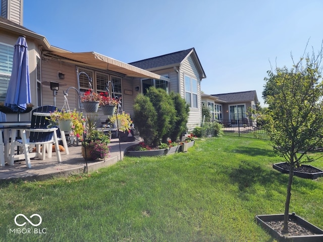 view of yard with a patio area