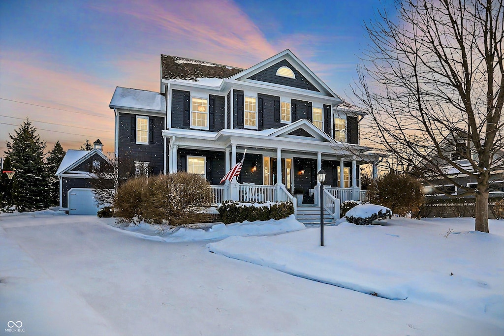 view of front of property featuring a porch