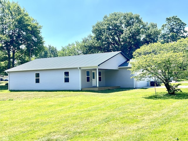 521 N Swain St, Ingalls, IN 46048 - photo 26