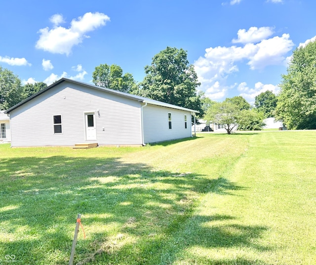 521 N Swain St, Ingalls, IN 46048 - photo 24