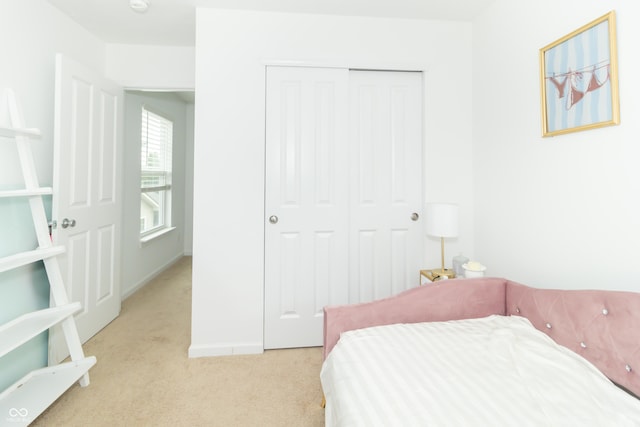 1226 Arlington Dr, Greenfield, IN 46140 - bedroom featuring carpet and a closet