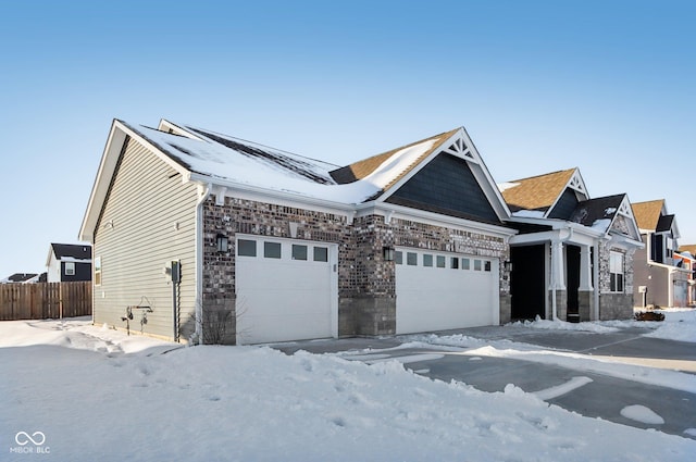 view of front facade featuring a garage