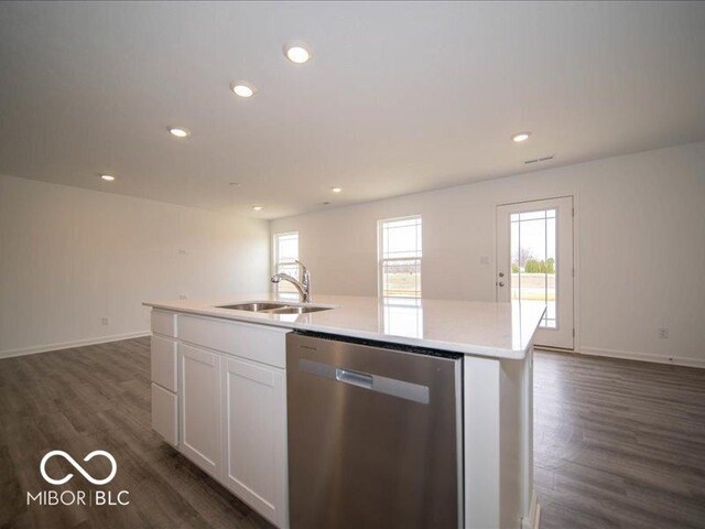 6618 Sulgrove Pl, Indianapolis, IN 46221 - kitchen featuring a sink, a center island with sink, stainless steel dishwasher, and open floor plan