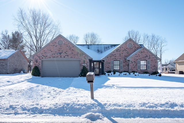 view of front facade featuring a garage