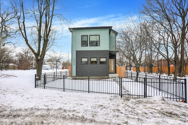 view of front of house