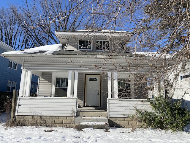 view of front facade