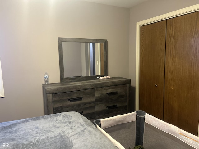 bedroom with a closet