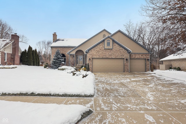 view of front of property featuring a garage