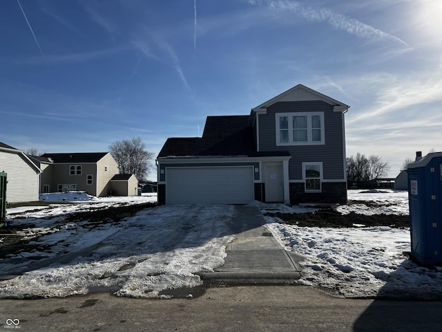 view of front property featuring a garage