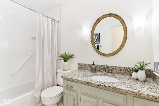 full bathroom with shower / bath combination with curtain, vanity, and toilet