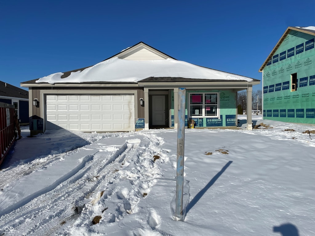 view of front facade with a garage