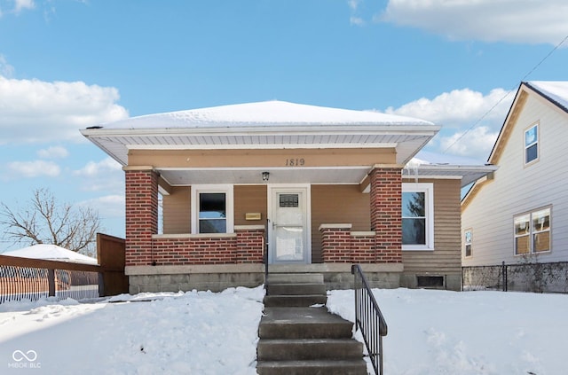 view of front facade featuring covered porch