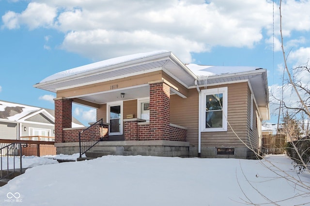 view of front of home with covered porch