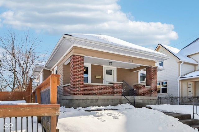 view of front facade featuring covered porch