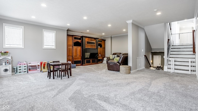 8526 Oakmont Ln, Indianapolis, IN 46260 - carpeted living room with crown molding