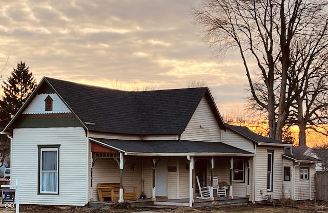 view of front of home with covered porch