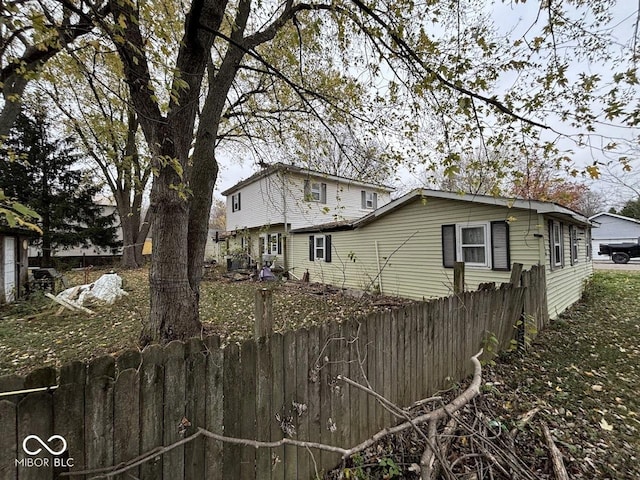 view of home's exterior