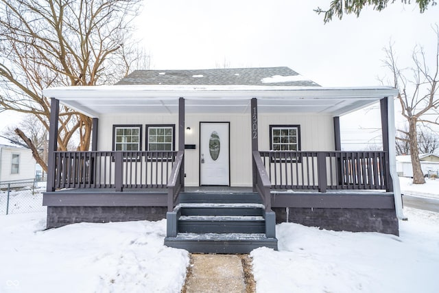 view of front of house with covered porch