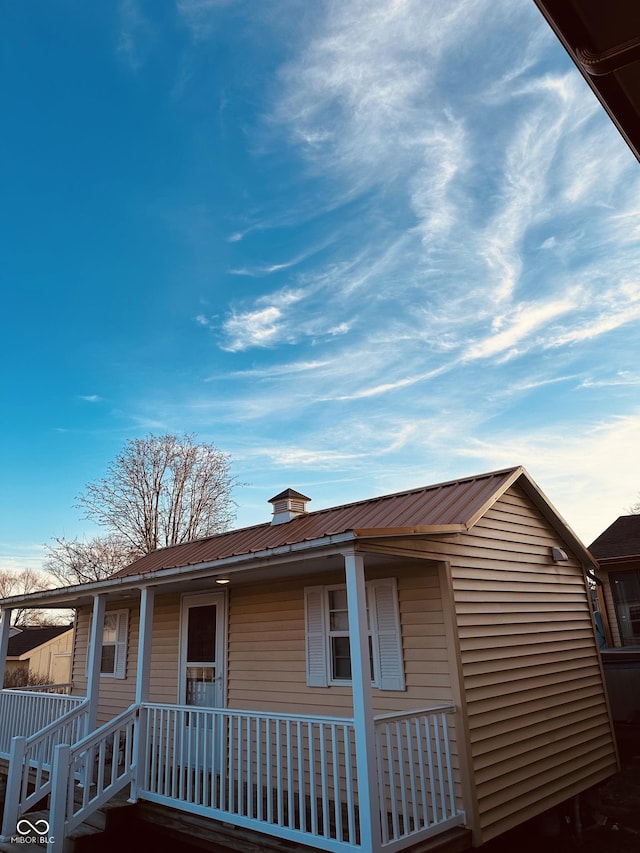 view of home's exterior