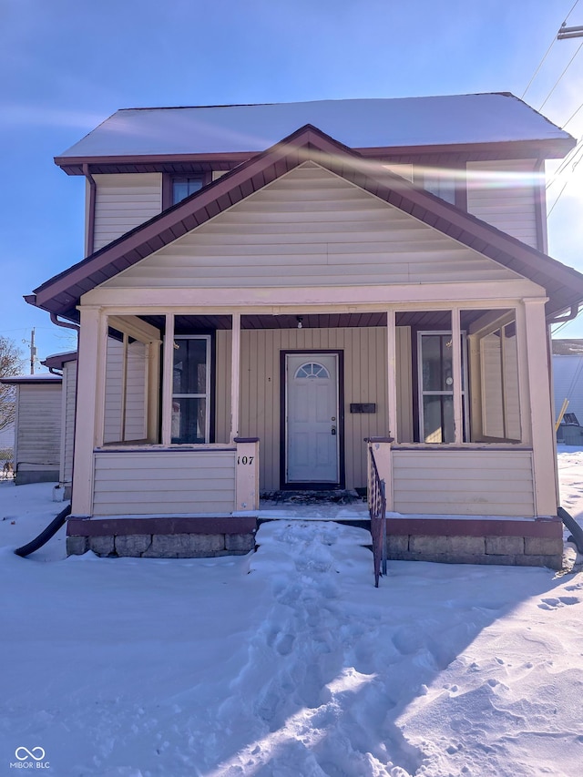 view of front facade with covered porch