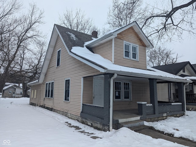 view of front of home featuring covered porch