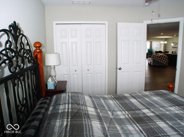 bedroom featuring a closet