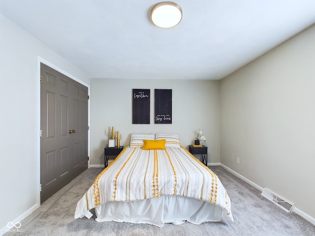 view of carpeted bedroom