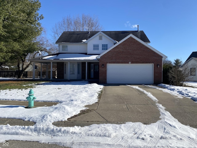 view of front facade featuring a garage