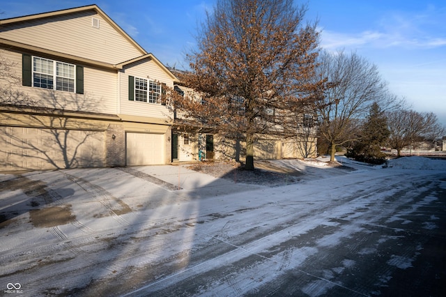 view of front of property featuring a garage