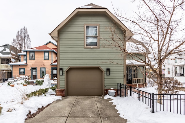 view of front facade with a garage