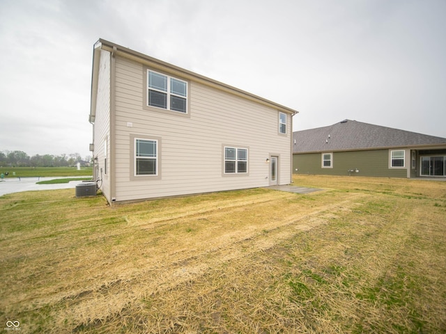 7824 Magnolia St, New Palestine, IN 46163 - rear view of property with a yard