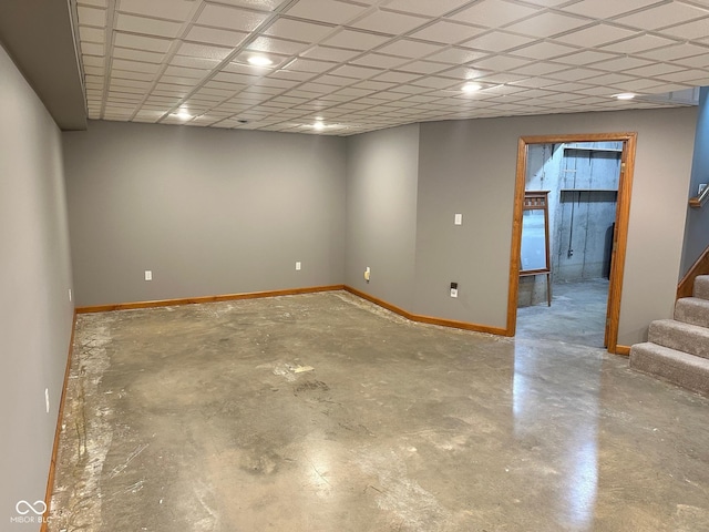 spare room featuring concrete flooring