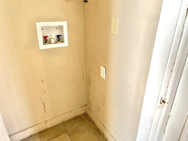 laundry room featuring washer hookup