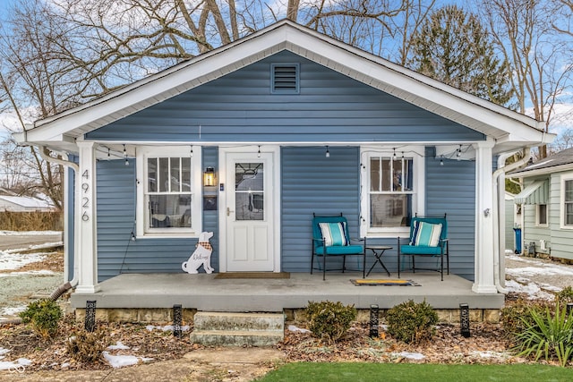 view of front of property with a porch