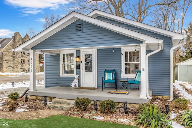 view of front of house featuring a porch