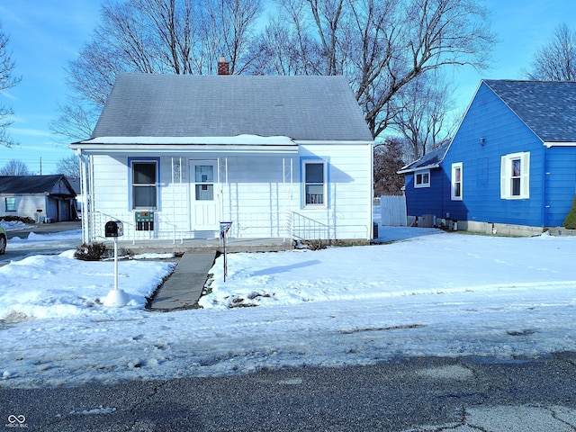 view of front facade featuring a porch