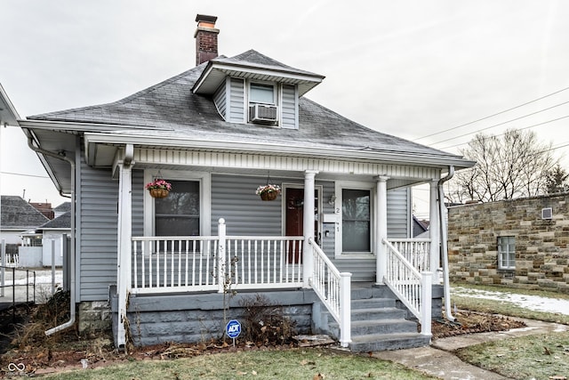 bungalow-style house with covered porch