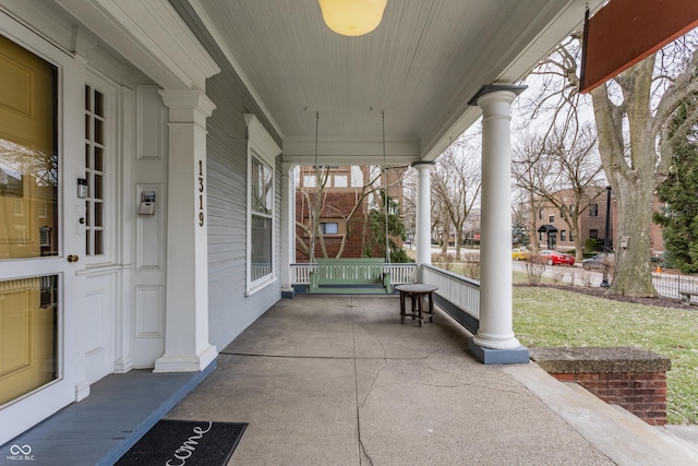 view of patio / terrace with covered porch