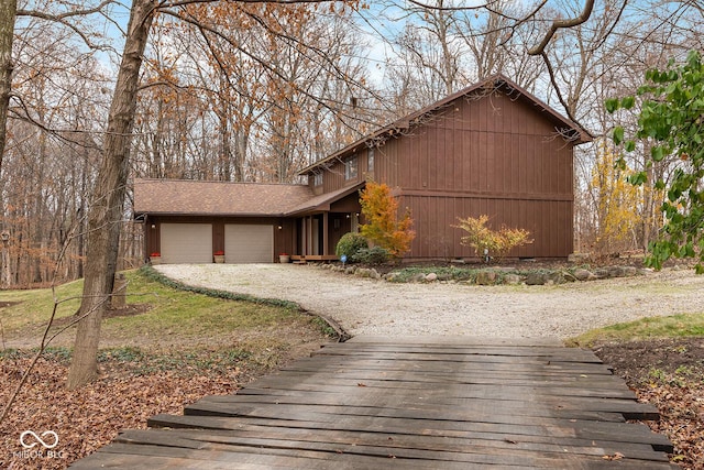 view of front of house featuring a garage