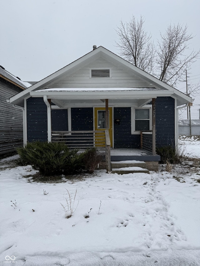 view of front facade with covered porch