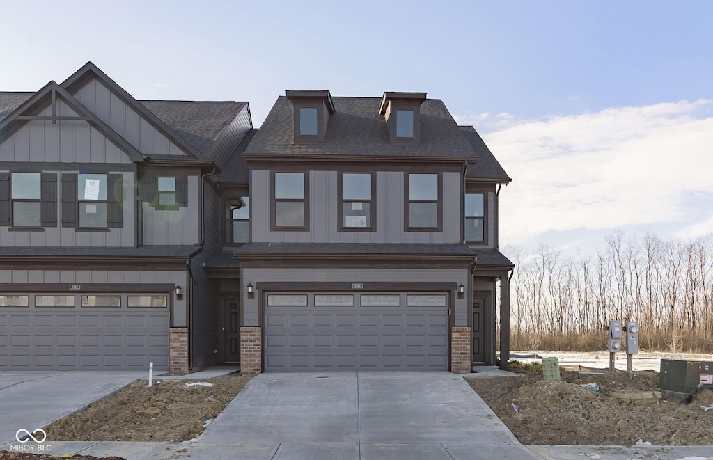 view of front of home with a garage