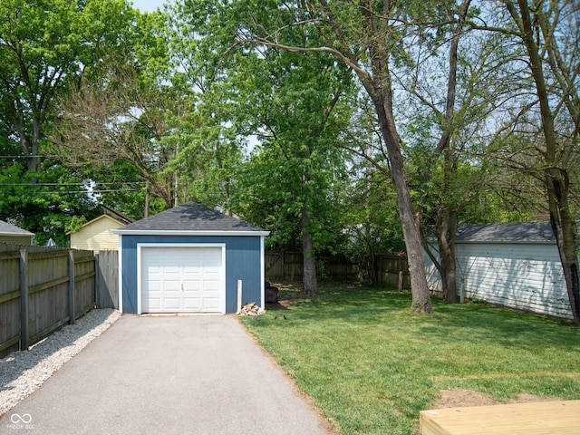 view of yard with a garage