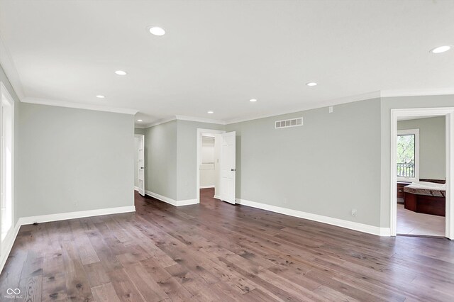 8602 Frontgate Ln, Indianapolis, IN 46256 - unfurnished room with recessed lighting, wood finished floors, ornamental molding, and baseboards