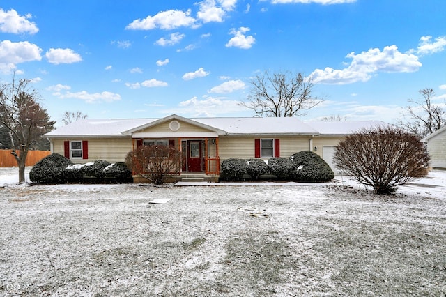 ranch-style house with a porch