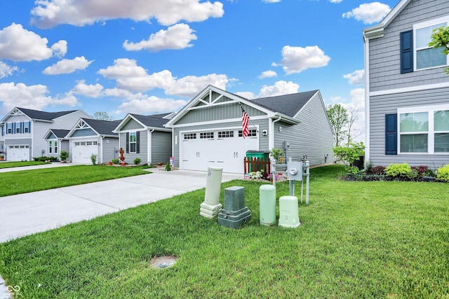 view of front of home with a front lawn