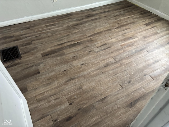 room details featuring hardwood / wood-style floors