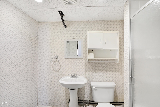 bathroom featuring toilet