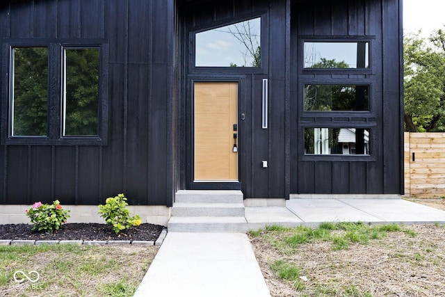 view of entrance to property